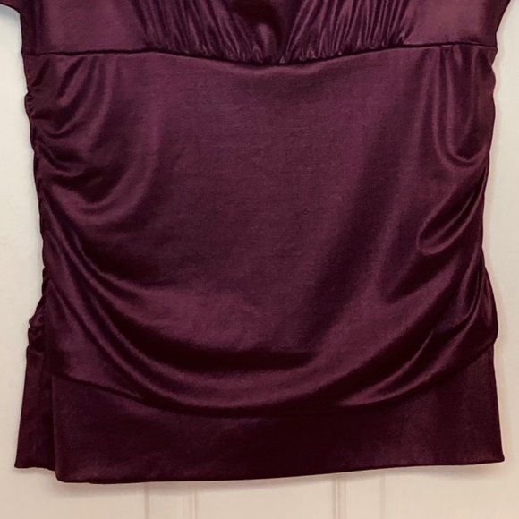 Charlotte Russe Deep Plum Blouse w/Ruched Sides & Gathered Bust L - Picture 8 of 8